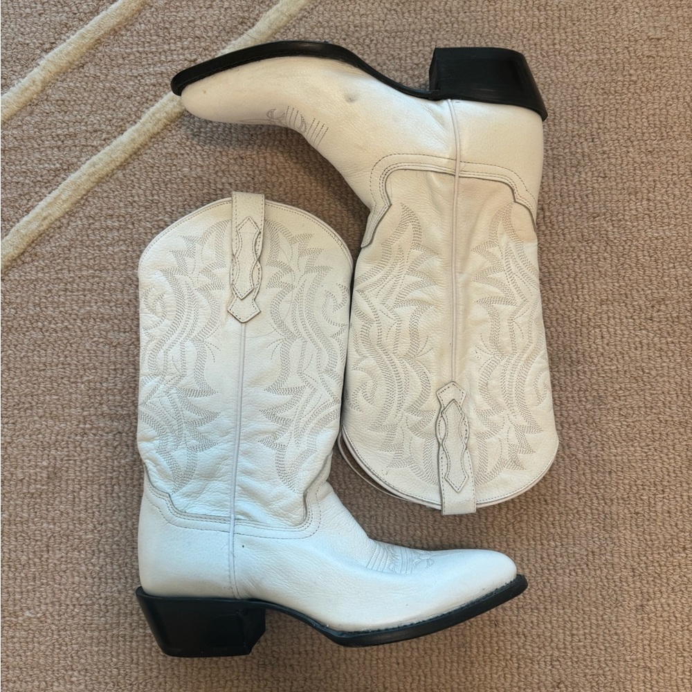 SHYANNE WOMEN'S BLANCA WESTERN BOOTS - ROUND TOE